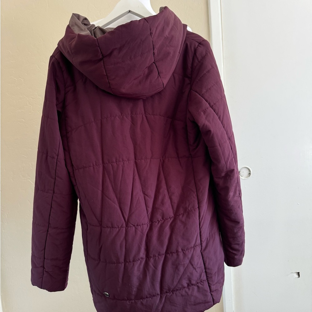 Lululemon jacket - Picture 3 of 12